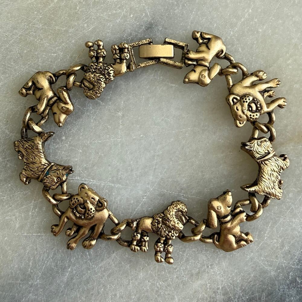 Vintage Gold Toned Dog Charm Bracelet Beagle, Poodle, Bulldog, Scottie